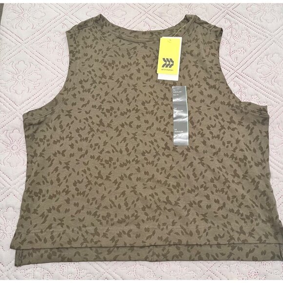 NWT All In Motion Women's‎ Green Crew Neck Boxy Fit Cropped Tank Top Size M - Picture 1 of 5
